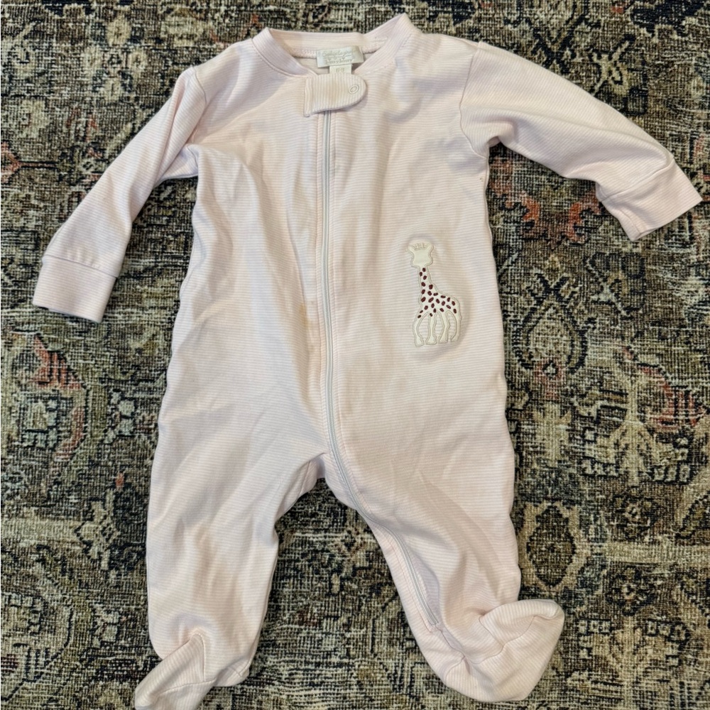 Kissy Kissy Light Pink Sophie the Giraffe Footie